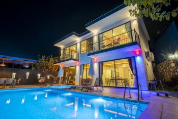 Villa Karadayı Duo