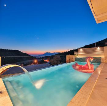 Villa Nova Deluxe