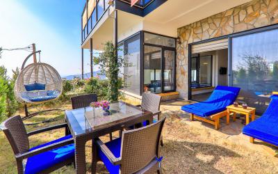 Villa North Star - Deniz Manzaralı & Isıtmalı Havuzlu Kiralık Villa