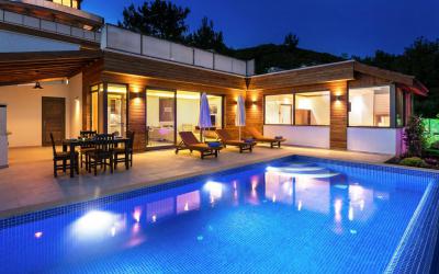 Villa Bella 3, Korunaklı Havuzlu, Jakuzili Balayı Villası