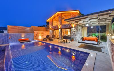 Villa Mosso, Korunaklı Jakuzili Lüks Balayı Villası