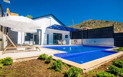 Villa Diriliş, Muhafazakar Jakuzili Balayı Villası