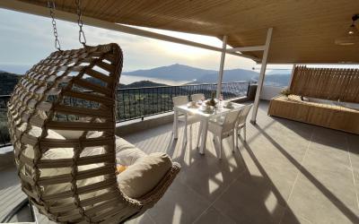 Apart Arya, Apart Arya, Kalkan Kördere Mevkii'nde bulunan iki kişilik deniz manzaralı balayı için uygun olan süit dairemizdir. 