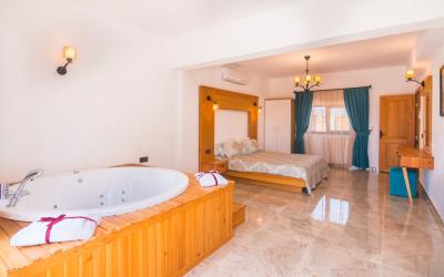 Villa Tiraje Geniş Bahçeli Tatil Villası