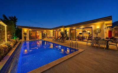 Villa Renk Saunalı Lüks Balayı Villası
