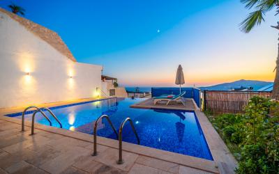 Villa Anahita, Deniz Manzaralı Hamam ve Saunalı Villa