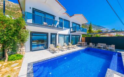 Villa Zemheri | Kalkan Kördere'de Isıtmalı Havuzlu Korunaklı Villa