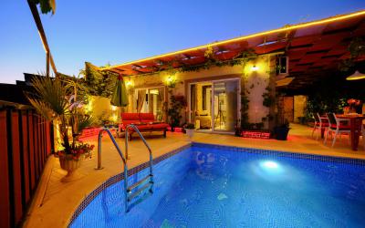 Villa Renk İslamlar - Muhafazakar Balayı Villası Kiralama