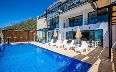 Villa Posthane,  Deniz Manzaralı Balayı Villası