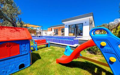 Villa Görkem, Jakuzili Balayı Villası