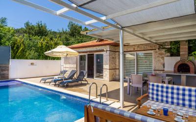 Villa Begüm, Jakuzili Korunaklı Balayı Villası