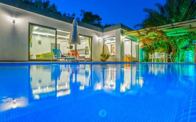 Villa Bozo 1 - Merkeze Yakın & Jakuzili Kiralık Villa