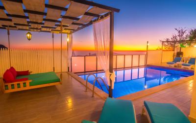 Villa Safir, Jakuzili, Korunaklı Havuzlu Balayı Villası