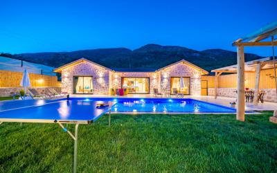 Villa Ediz, Doğa Manzaralı Muhafazakar Balayı Villası