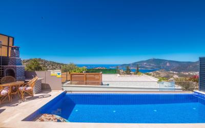 Villa Likapa 3, Deniz Manzaralı Jakuzili Balayı Villası