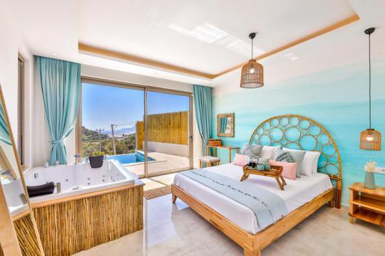 Muhafazakar Balayı Villaları & Özel Havuzlu İslami Tatil 2026